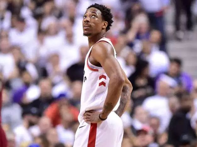 与凯恩的两 与凯恩的两