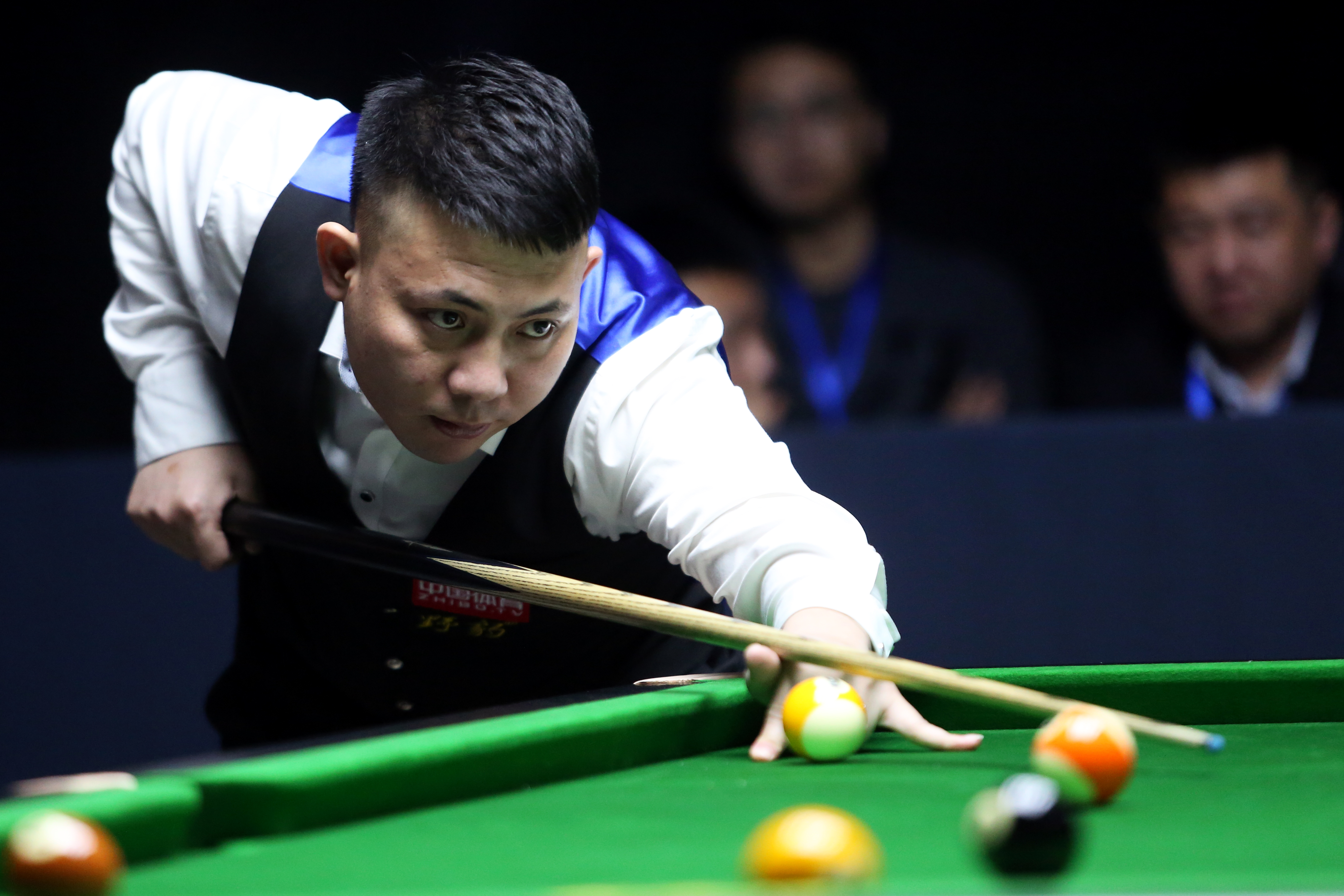 漫长赛程中 漫长赛程中